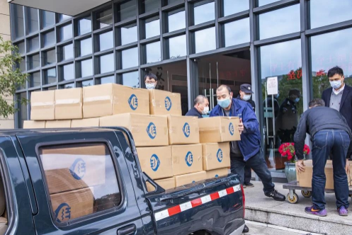 捐赠超过3万套餐盒，海天高速包装注塑机助力抗疫
